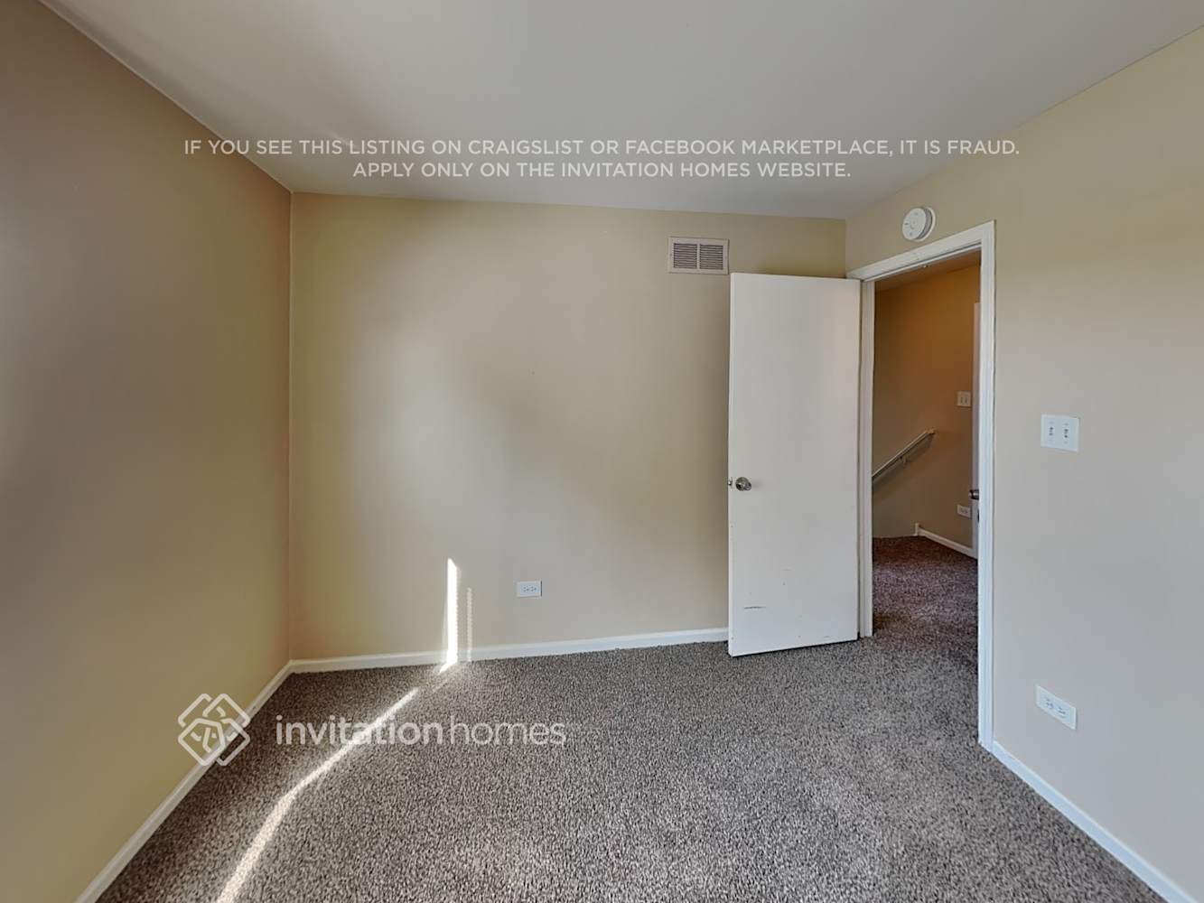 Building Photo - 1313 Lasser Dr