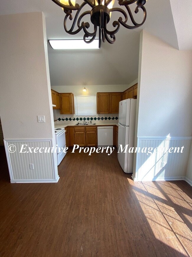 Building Photo - 917 Whirlaway Dr