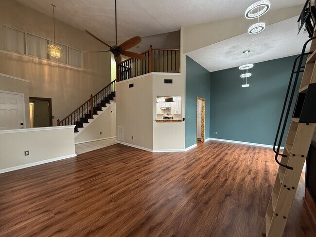 Building Photo - 131 Spoon Ct
