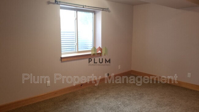 Building Photo - 2726 O'Shaughnesy St