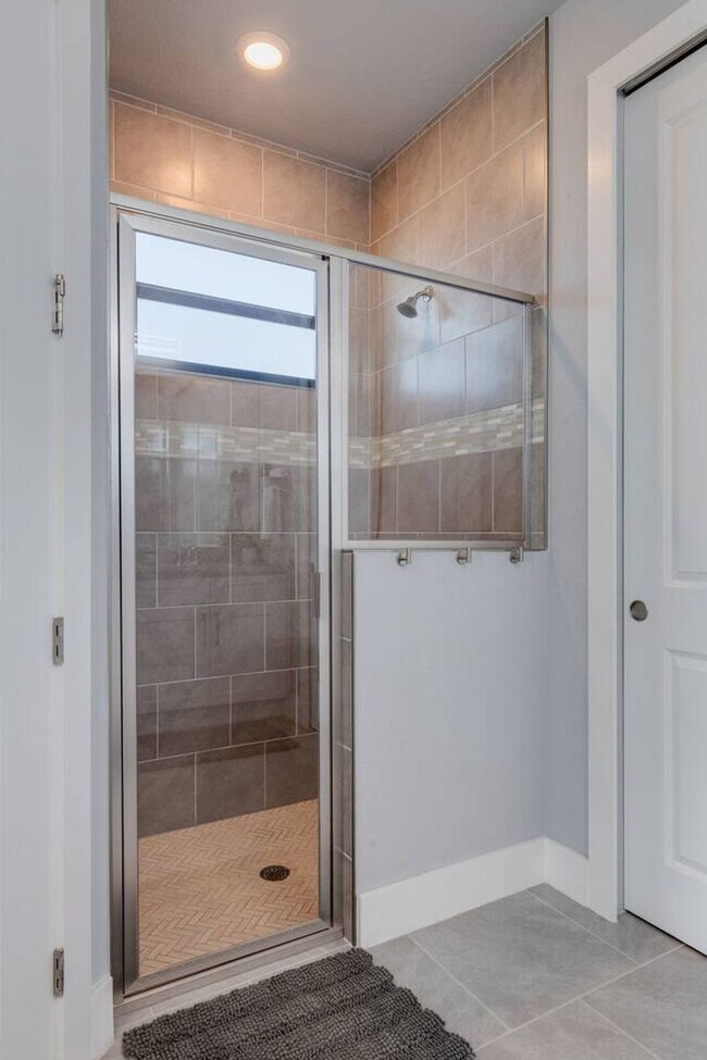 Building Photo - 1720 Burnt Store Rd N