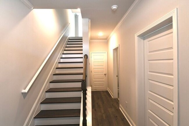 Building Photo - 574 Amarante Cir