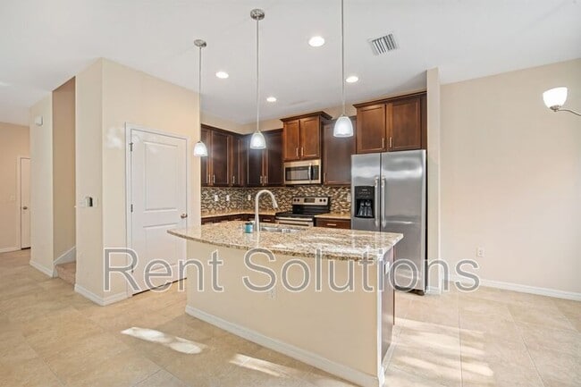 Building Photo - 5229 5th Way N