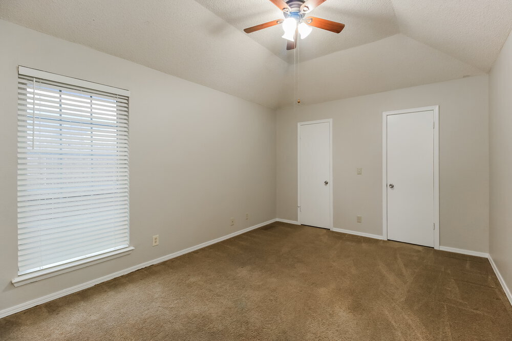 Building Photo - 8117 Turtle Dove Dr