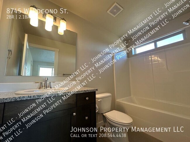 Building Photo - 8745 W Pocono St