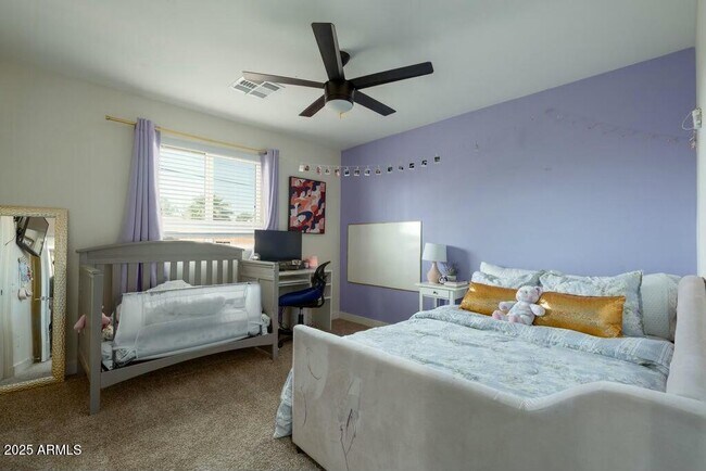 Building Photo - 8115 E Cypress St