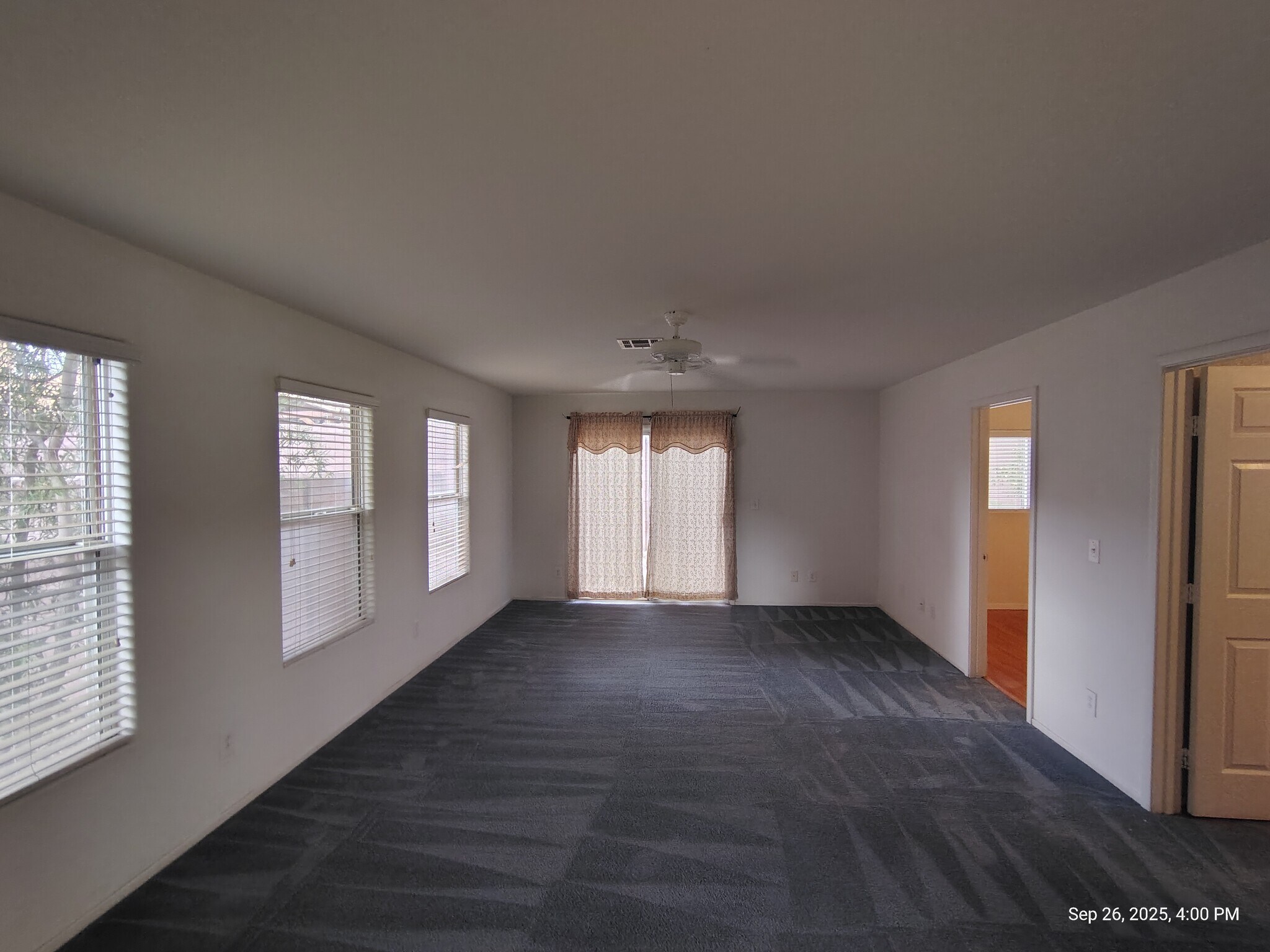 Building Photo - 6284 W Cougar Ave