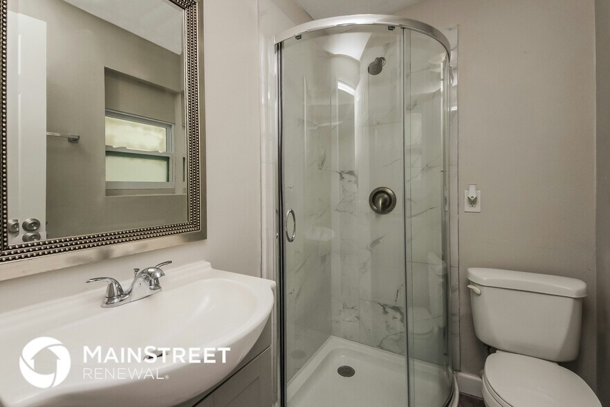 Building Photo - 5719 Camellia Dr