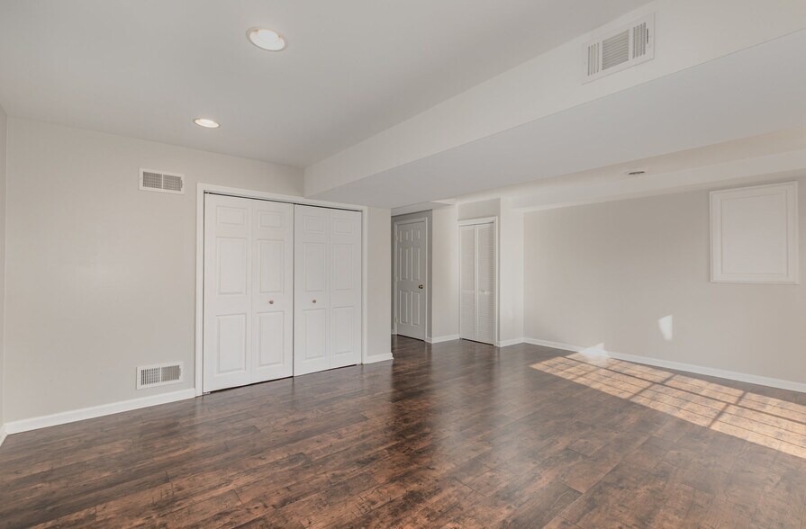 Building Photo - 309 Buckley Dr