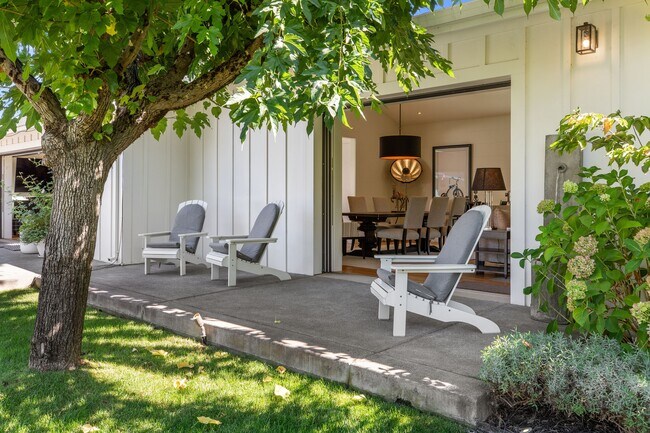 Building Photo - 760 Zinfandel Ln