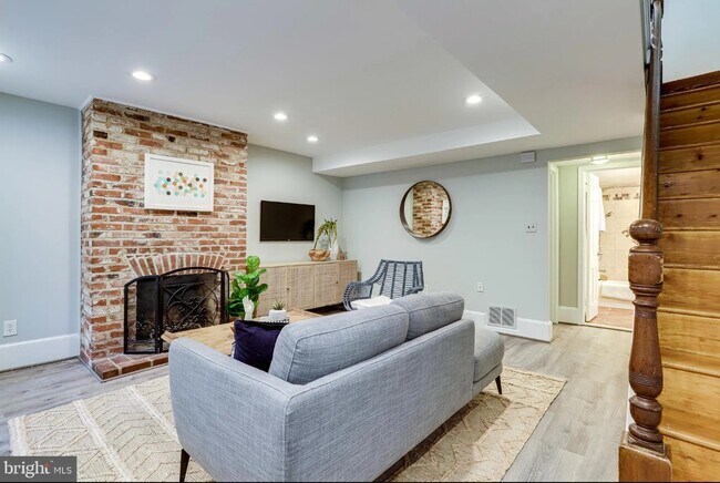 Basement - 116 9th St SE