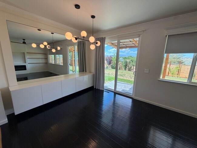 Building Photo - Beautiful Home in Stead!