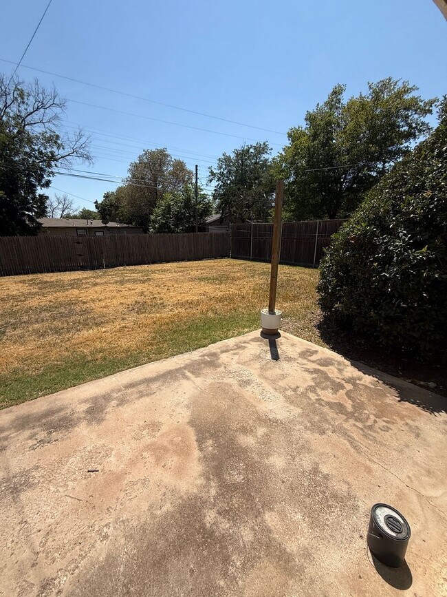 Building Photo - Pre Leasing for Fall 2026! 3/2 in Tech Terrace