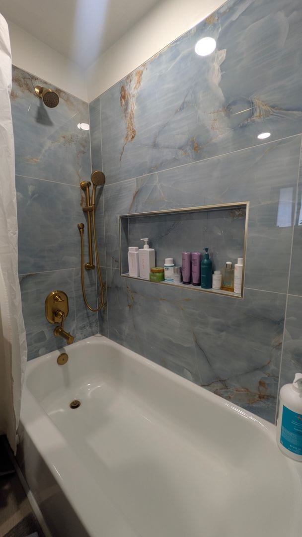 Building Photo - Newly remodeled home near Magnolia Center