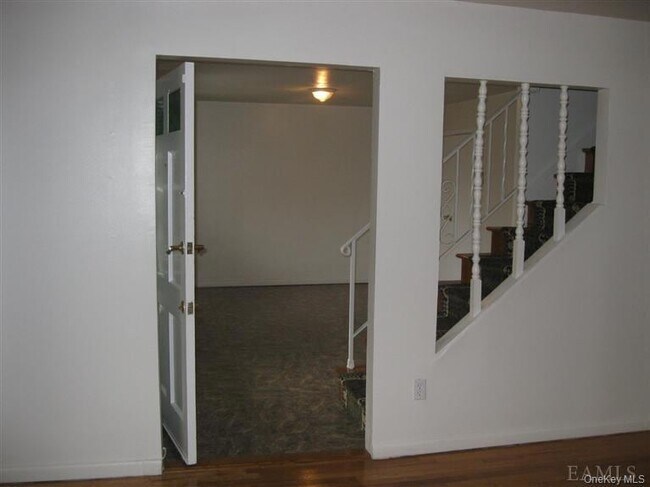 Building Photo - 396 Kimball Ave