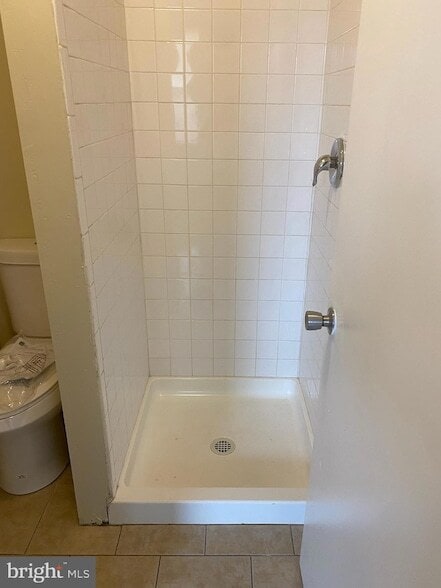 Building Photo - 4728 Chestnut St