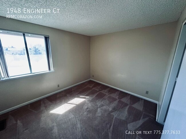 Building Photo - 1948 Engineer Ct