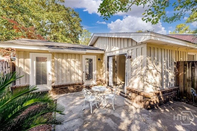 Building Photo - 10 Scuppers Ct