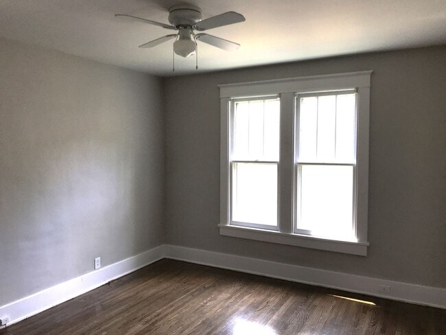 Building Photo - Location, Location, Location! 4br/2ba Home...