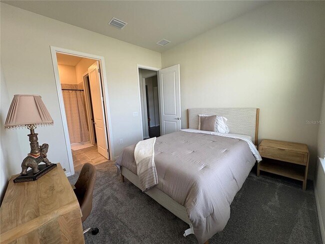 Building Photo - 8243 Fenton St