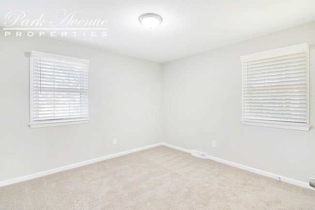 Building Photo - 4616 Castlebar Dr