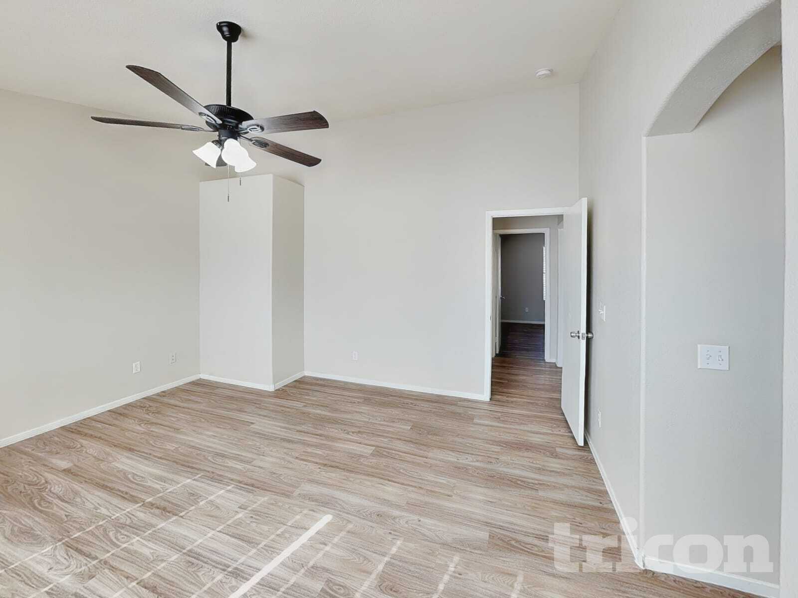 Building Photo - 5044 N Vista Del Rancho Way