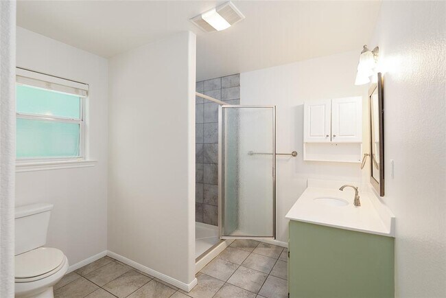 Building Photo - 4505 Red River St