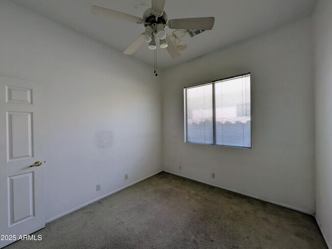 Building Photo - 5959 W Kimberly Way