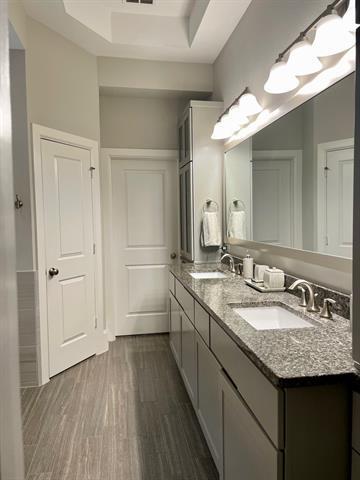 Building Photo - 6755 Highclere Manor Ln