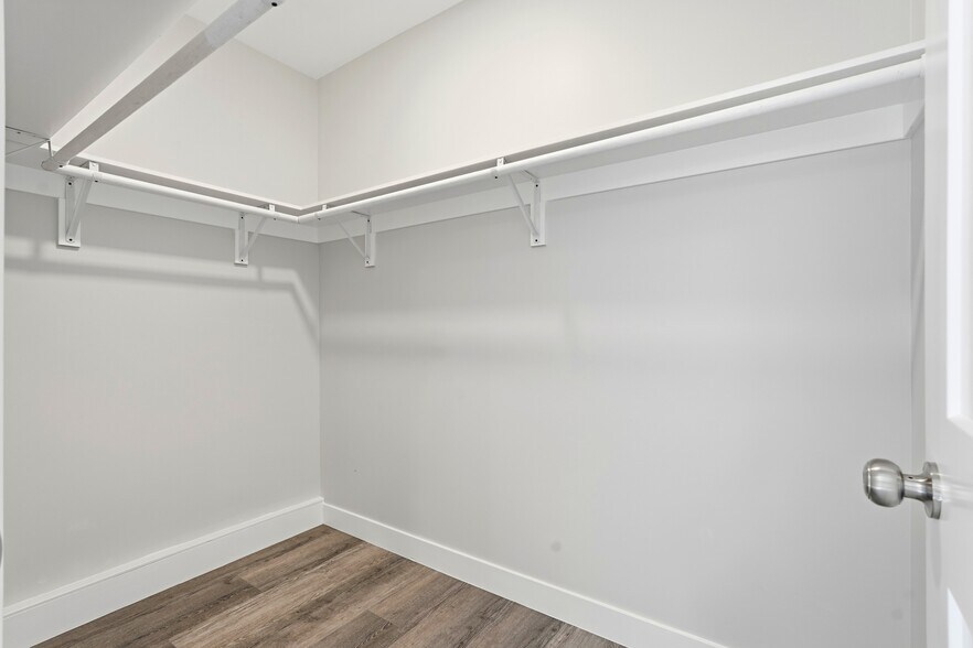 Building Photo - 16918 Marlin Pl