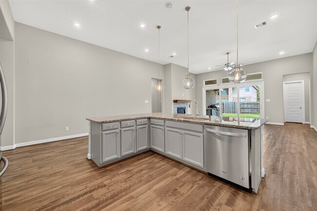 Building Photo - 4403 Tumbling Leaf Ct