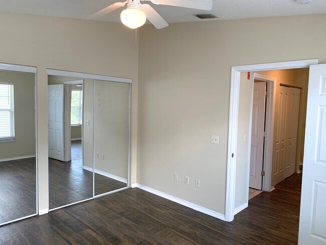 Building Photo - 19207 Harbour Vista Cir
