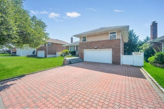 Building Photo - 51 Bellwood Dr