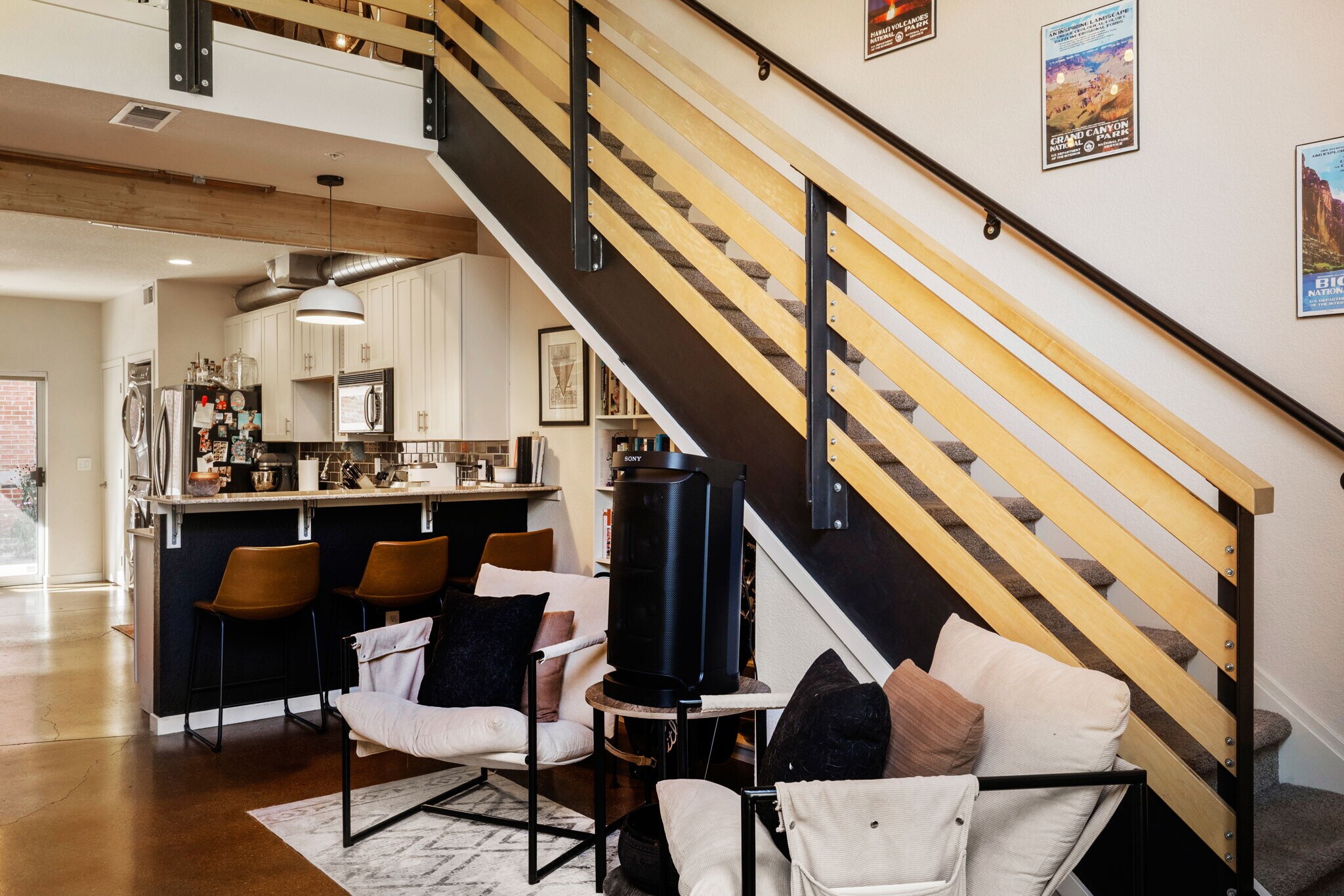 Building Photo - 3033 Blake St