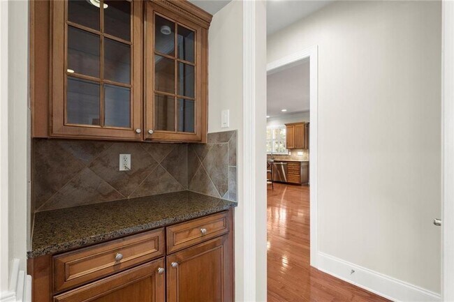 Building Photo - 11240 Avery Cove Ct