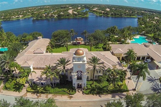 Building Photo - 4823 Lasqueti Way