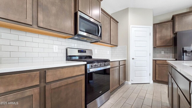 Building Photo - 8851 S 165th Ave