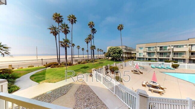 Building Photo - 334 Surfside Dr