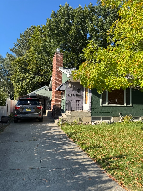 Building Photo - 619 Parkhill Dr