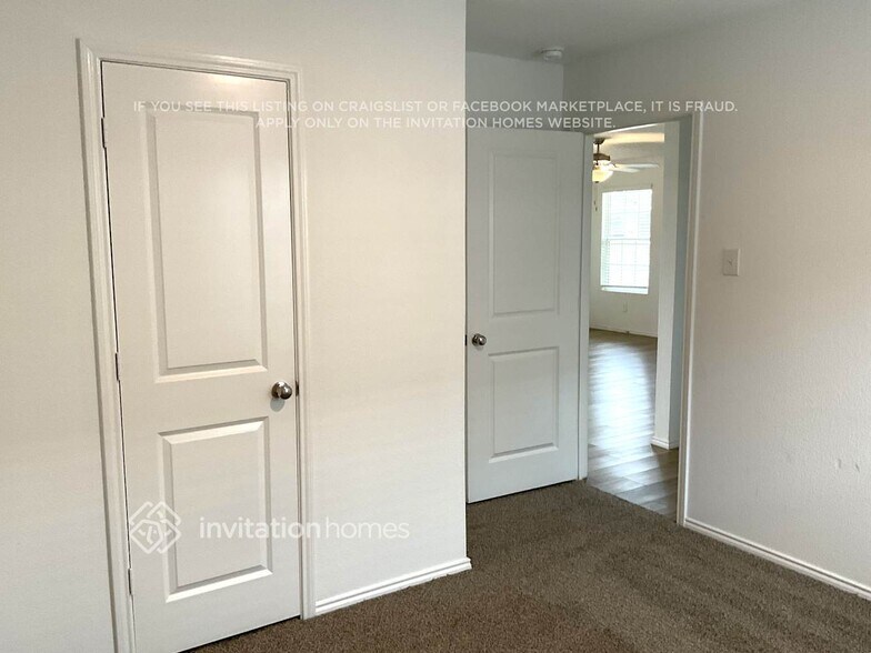 Building Photo - 1346 Mosely Cir