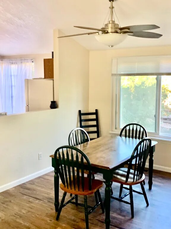 Building Photo - 3561 Whimbrel Ln