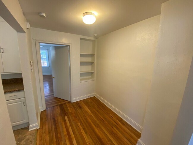 Building Photo - One of Durham's most walkable neighborhoods — and a yard to match.