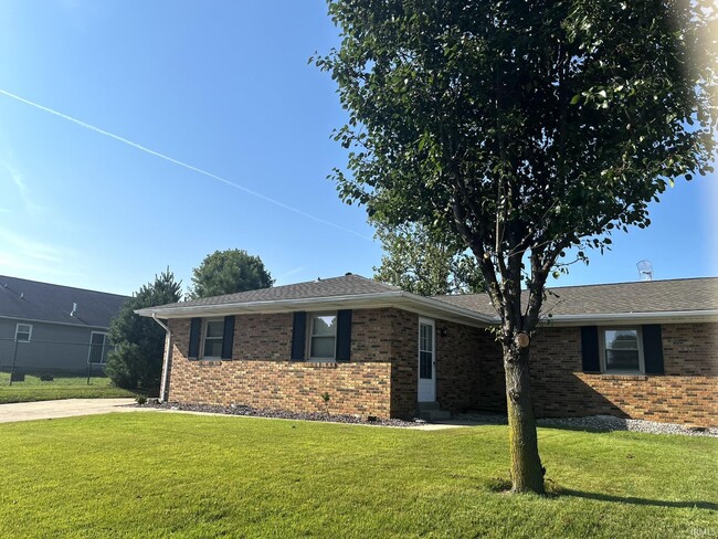 Building Photo - 4933 Richmond Dr