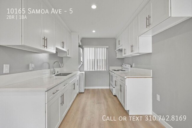 Building Photo - 10165 Samoa Ave