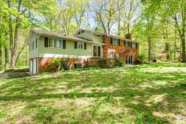 Building Photo - 5518 Woodlyn Rd
