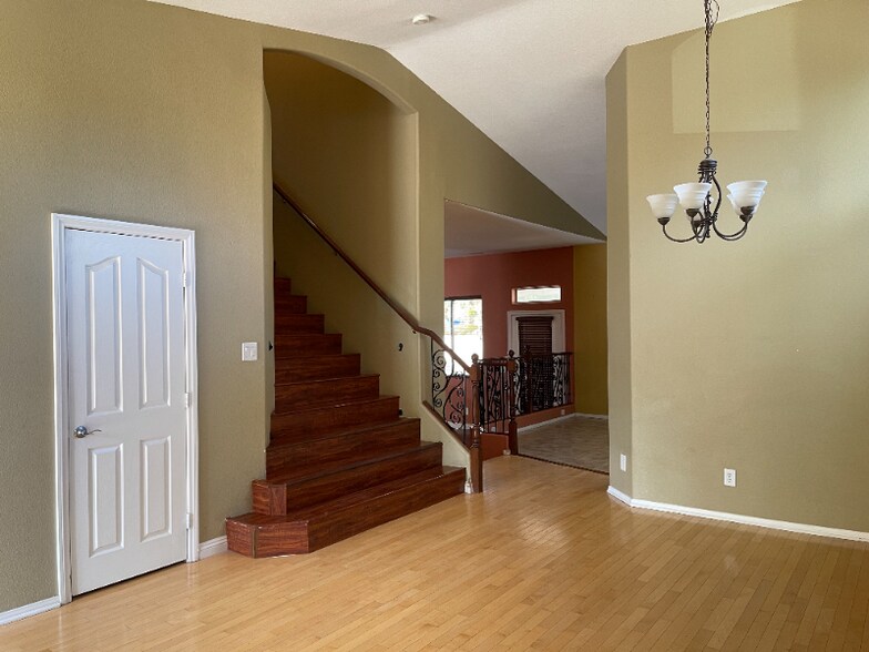 Building Photo - 11493 Roncat Ct