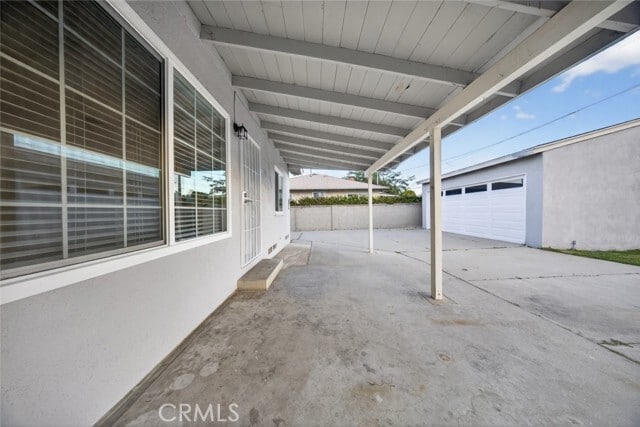 Building Photo - 4020 N Woodgrove Ave