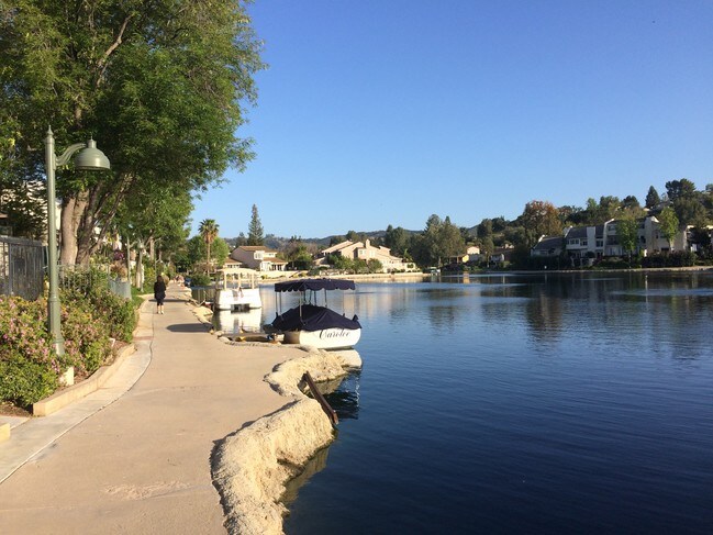 Calabasas lake - 4708 Park Granada Park