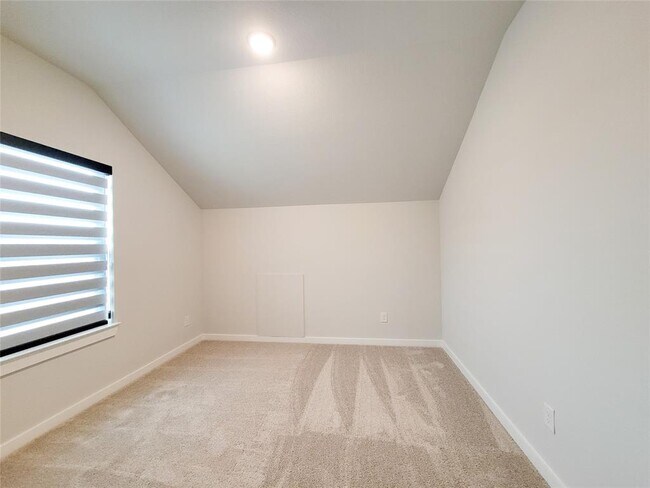 Building Photo - 18206 Summerland Lk Wy