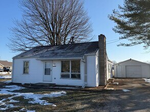 Building Photo - 2 Bedroom / 1 Bath - Daleville Schools
